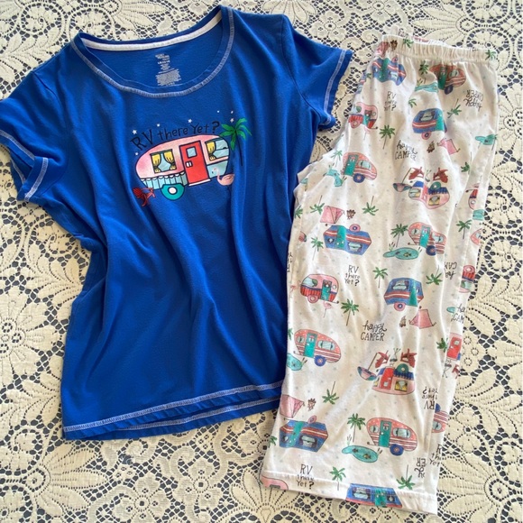 + Plus Size Bundle Sale - Secret Treasures Sleepwear Robe and PJ Set - Size L/XL - Picture 7 of 16